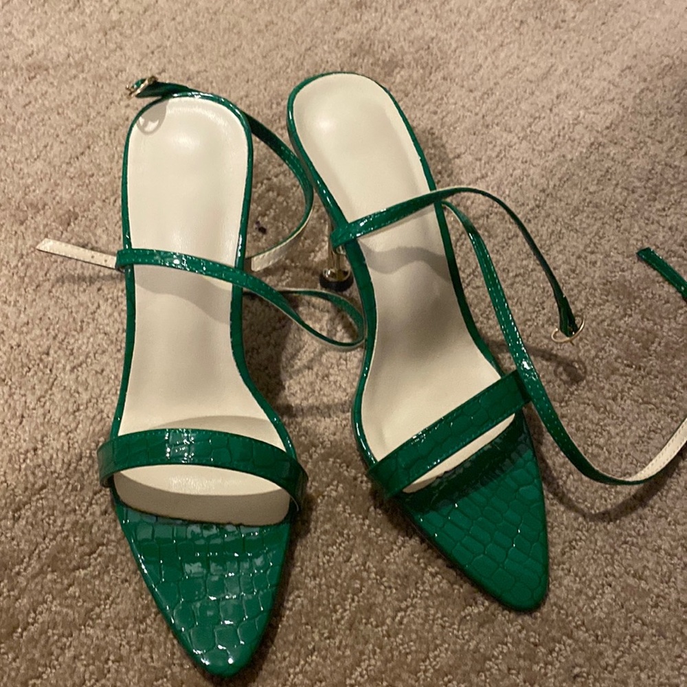 Sansa Costa Heels